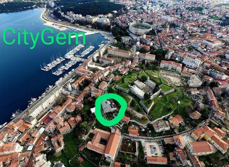 Apartamento Citygem - Just Perfect For Two Pula Exterior foto